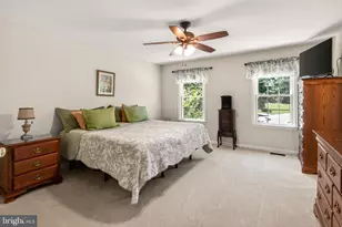 6463 Woodmere Pl, Centreville, VA 20120 - Photo 31