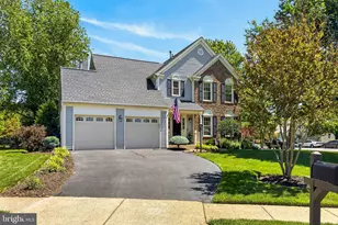 6463 Woodmere Pl, Centreville, VA 20120 - Photo 3