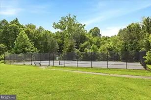 4127 Fountainside Ln, Fairfax, VA 22030 - Photo 37