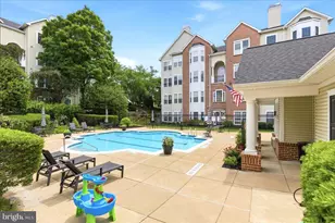 4127 Fountainside Ln, Fairfax, VA 22030 - Photo 33