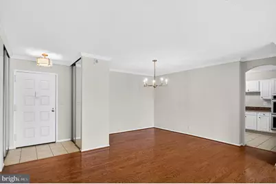 8380 Greensboro Drive #1017, McLean, VA 22102 - Photo 7