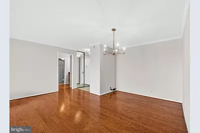 8380 Greensboro Drive #1017, McLean, VA 22102 - Photo 11