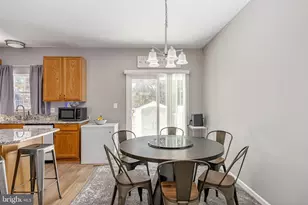 9626 Eaton Woods Pl, Lorton, VA 22079 - Photo 15