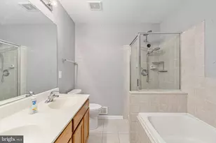 9626 Eaton Woods Pl, Lorton, VA 22079 - Photo 23