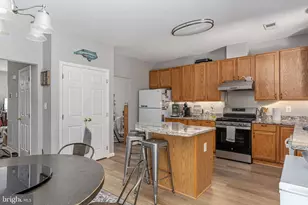 9626 Eaton Woods Pl, Lorton, VA 22079 - Photo 17