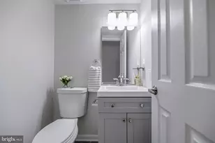 2124 Mager Dr, Herndon, VA 20170 - Photo 13