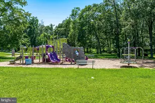 2124 Mager Dr, Herndon, VA 20170 - Photo 43