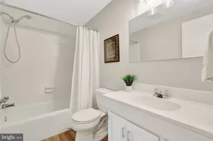 1310 Towlston Rd, Vienna, VA 22182 - Photo 35