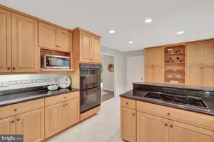1310 Towlston Rd, Vienna, VA 22182 - Photo 3