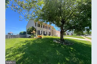 4603 Sand Rock Lane, Chantilly, VA 20151 - Photo 3
