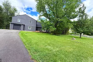 717 Kentland Dr, Great Falls, VA 22066 - Photo 1