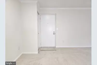 14905 Rydell Road #103, Centreville, VA 20121 - Photo 5