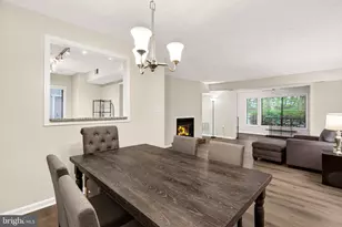 2251 Hunters Run Dr, Reston, VA 20191 - Photo 19