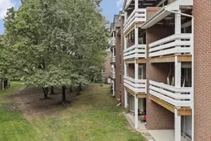 7598 Lakeside Village Dr, Falls Church, VA 22042 - Photo 7