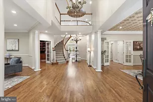 7211 12 Oaks Dr, Fairfax Station, VA 22039 - Photo 5