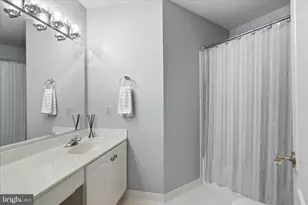 7211 12 Oaks Dr, Fairfax Station, VA 22039 - Photo 43