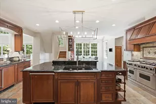 7211 12 Oaks Dr, Fairfax Station, VA 22039 - Photo 13