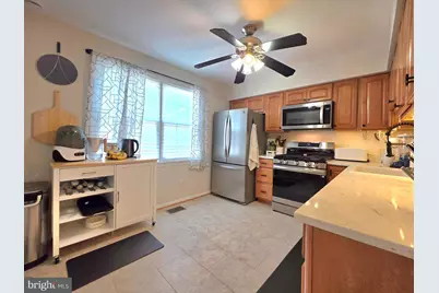 2805 Balliett Court, Vienna, VA 22180 - Photo 3