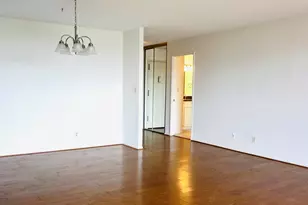 8340 Greensboro Dr, McLean, VA 22102 - Photo 3