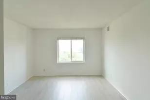 8340 Greensboro Dr, McLean, VA 22102 - Photo 21