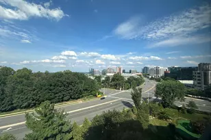 8340 Greensboro Dr, McLean, VA 22102 - Photo 11