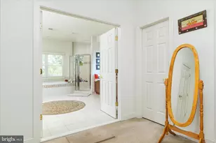 8906 Laurel Overlook Dr, Lorton, VA 22079 - Photo 39