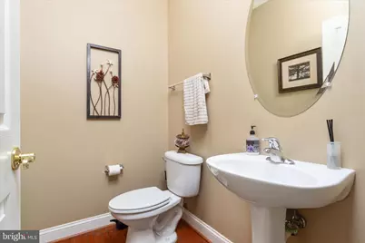 8906 Laurel Overlook Drive, Lorton, VA 22079 - Photo 25