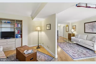 5902 Mount Eagle Drive #703, Alexandria, VA 22303 - Photo 11