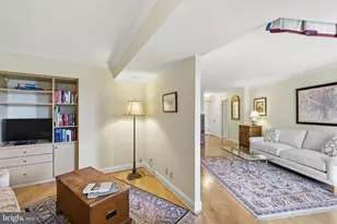 5902 Mount Eagle Dr, Alexandria, VA 22303 - Photo 11