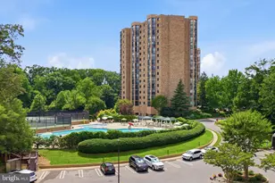 5903 Mount Eagle Dr, Alexandria, VA 22303 - Photo 43