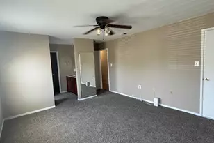 7804 Harrowgate Cir, Springfield, VA 22152 - Photo 11