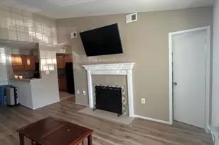 7804 Harrowgate Cir, Springfield, VA 22152 - Photo 7