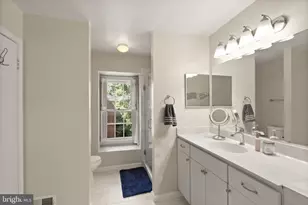 7877 Hampton Village Pass, Annandale, VA 22003 - Photo 29