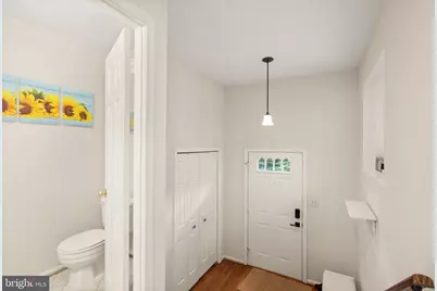 7877 Hampton Village Pass, Annandale, VA 22003 - Photo 13