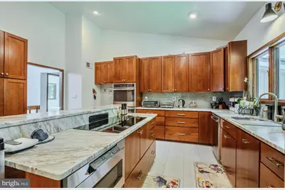 10808 Nicholsridge Road, Great Falls, VA 22066 - Photo 17
