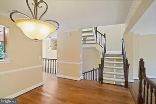 3915 Green Look Ct, Fairfax, VA 22033 - Photo 13