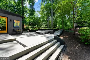 6340 Waterway Dr, Falls Church, VA 22044 - Photo 33