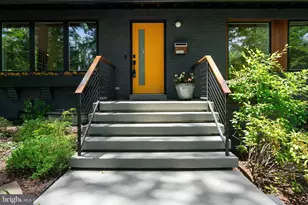 6340 Waterway Dr, Falls Church, VA 22044 - Photo 5