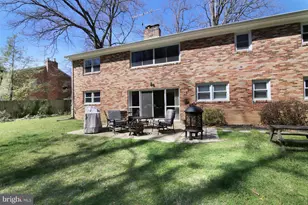 8947 Colesbury Pl, Fairfax, VA 22031 - Photo 25