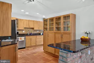 7901 Sycamore Dr, Falls Church, VA 22042 - Photo 31