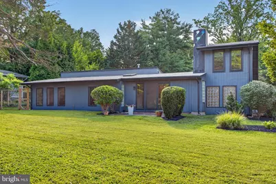 7901 Sycamore Drive, Falls Church, VA 22042 - Photo 3