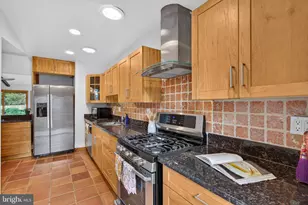 7901 Sycamore Dr, Falls Church, VA 22042 - Photo 37