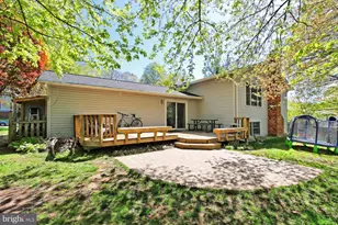 6908 Rochambeau Pl, Springfield, VA 22153 - Photo 3
