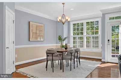 7897 Carbondale Way, Springfield, VA 22153 - Photo 9