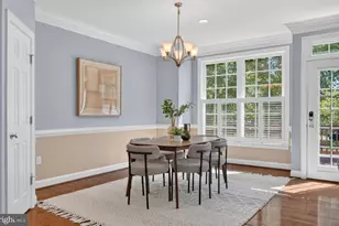 7897 Carbondale Way, Springfield, VA 22153 - Photo 9