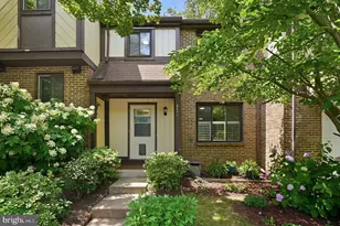 5851 Jacksons Oak Ct, Burke, VA 22015 - Photo 1