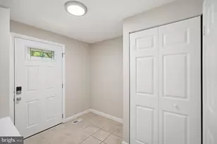 5851 Jacksons Oak Ct, Burke, VA 22015 - Photo 27