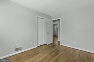 8908 Charles Augustine Dr, Alexandria, VA 22308 - Photo 15