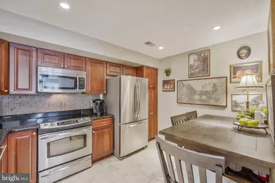 12002 Ridge Knoll Drive #709A, Fairfax, VA 22033 - Photo 17