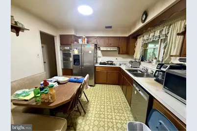 14826 Carlbern Drive, Centreville, VA 20120 - Photo 7